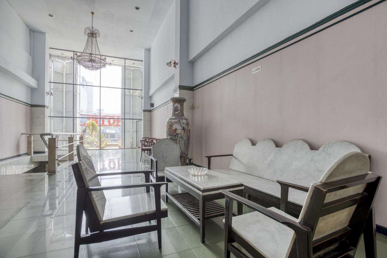 Reddoorz Plus Near Jakarta Kota Station Ngoại thất bức ảnh