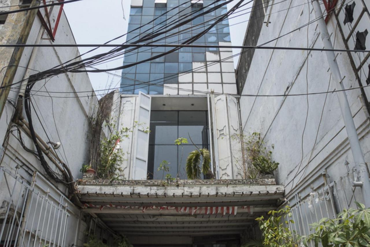 Reddoorz Plus Near Jakarta Kota Station Ngoại thất bức ảnh